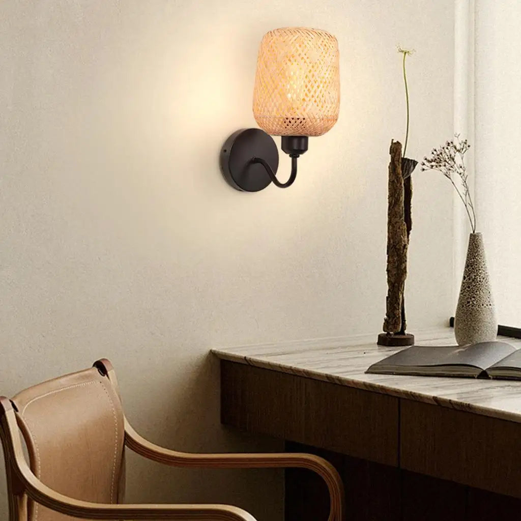 Rattan Wall Lamp Vintage Living Room Wall Light E27 Bedroom Bedside Lamp Retro Hemp Rope Woven Sconce Indoor Lighting Fixtures