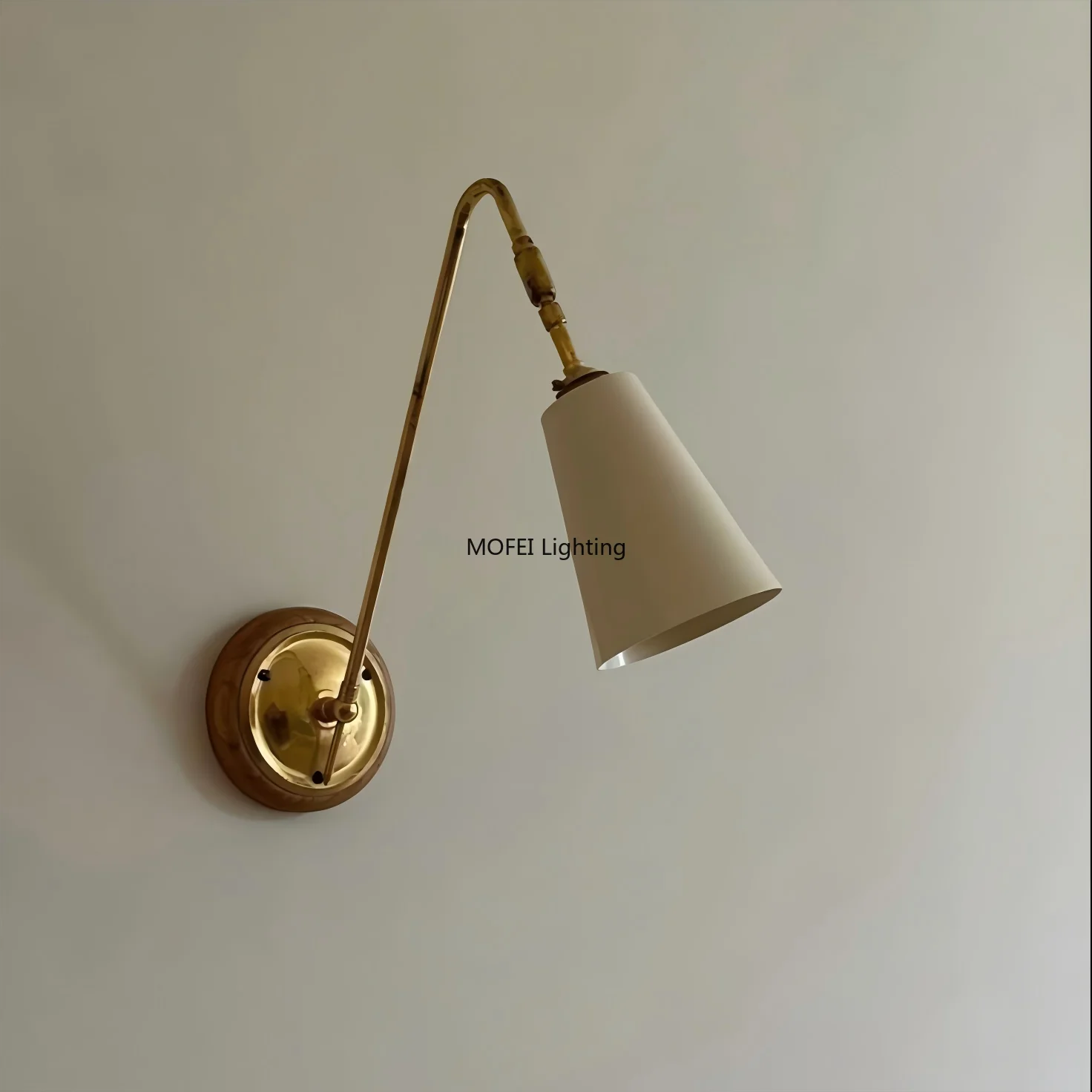 Applique murale laiton design