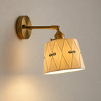 Applique murale salle de bain orientable – plissé géométrique, lumière chaude