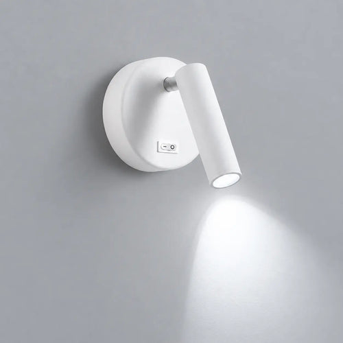 Applique murale blanche avec interrupteur, packshot lumière froide