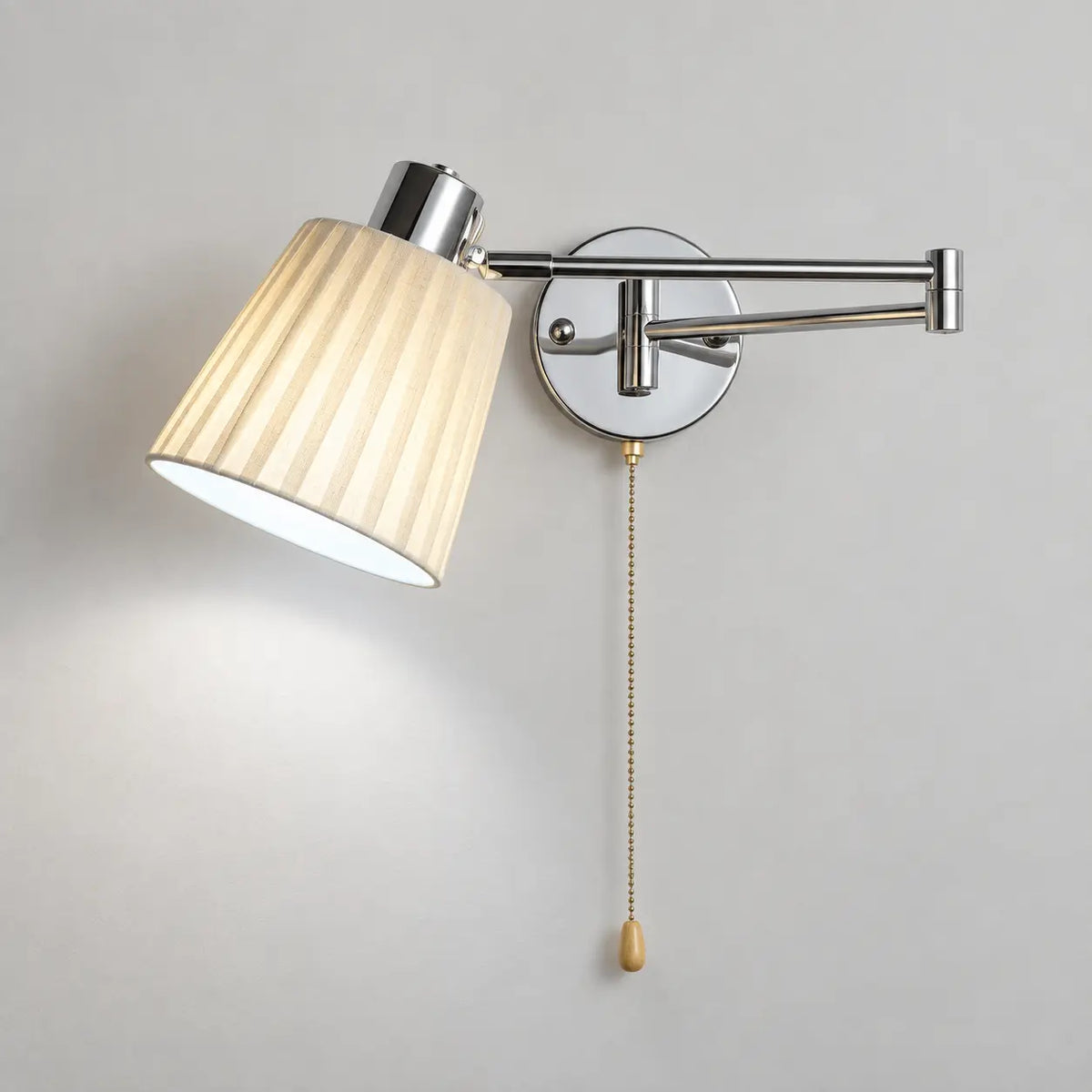 Applique murale design scandinave beige – variante lumière froide