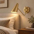 Applique murale dorée design – ambiance chambre haut de gamme