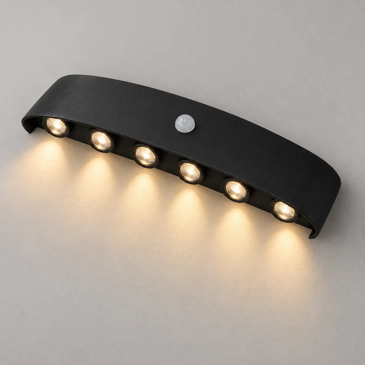 Applique extérieure avec détecteur — noir, lumière chaude