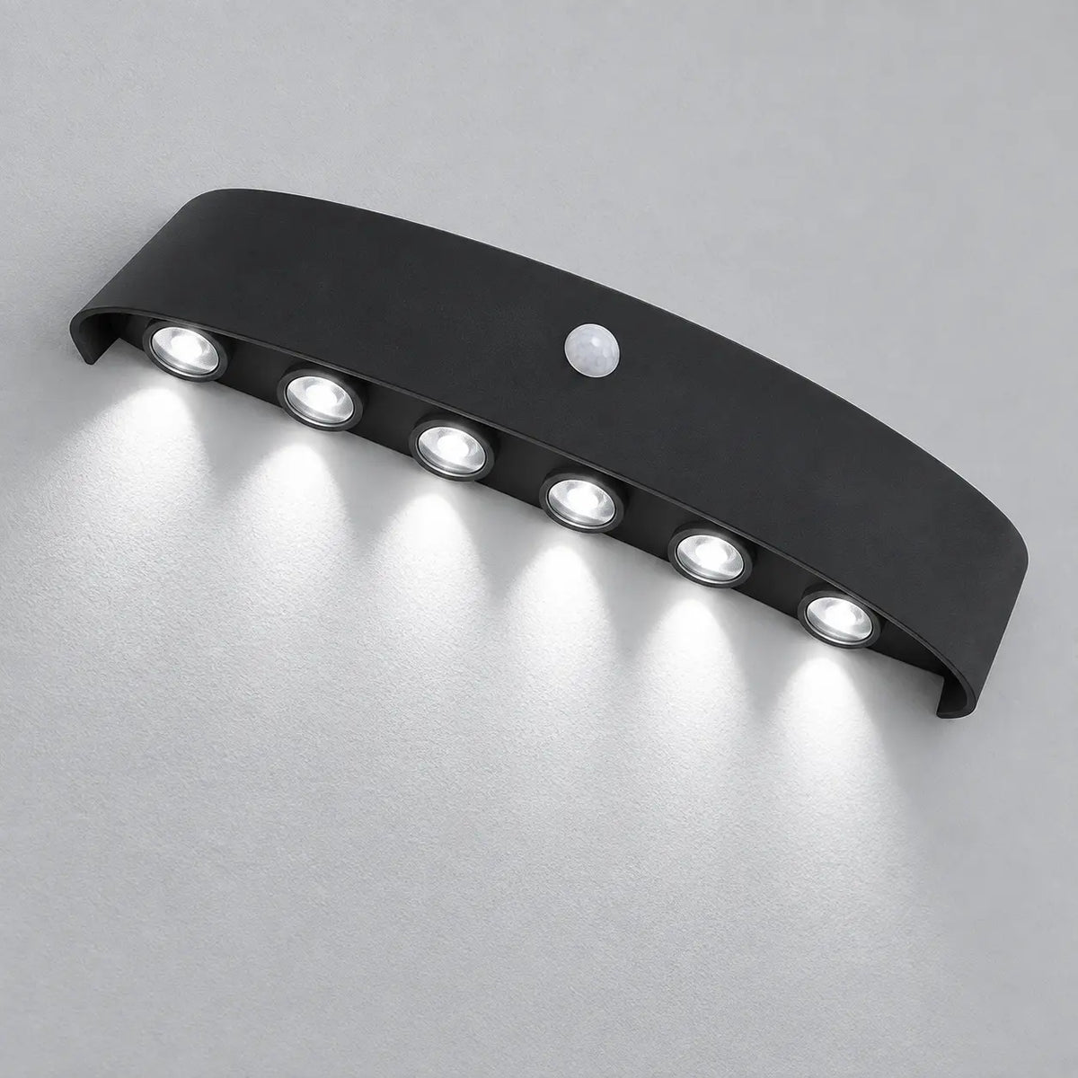 Applique extérieure avec détecteur — noir, lumière blanche