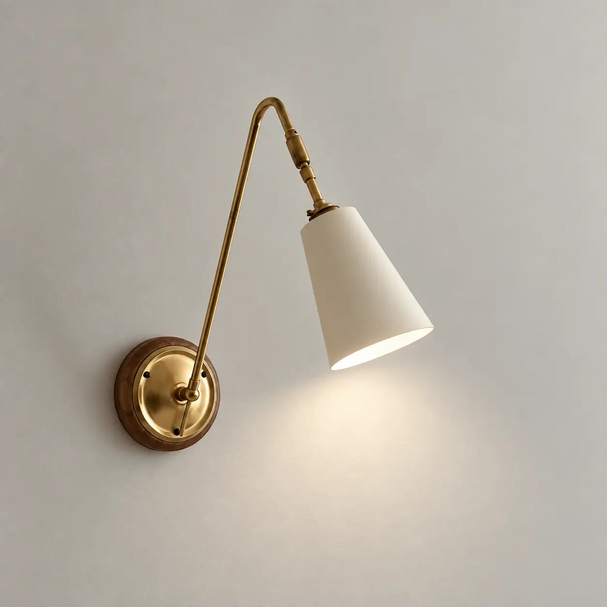 Applique murale laiton design blanche – lumière neutre