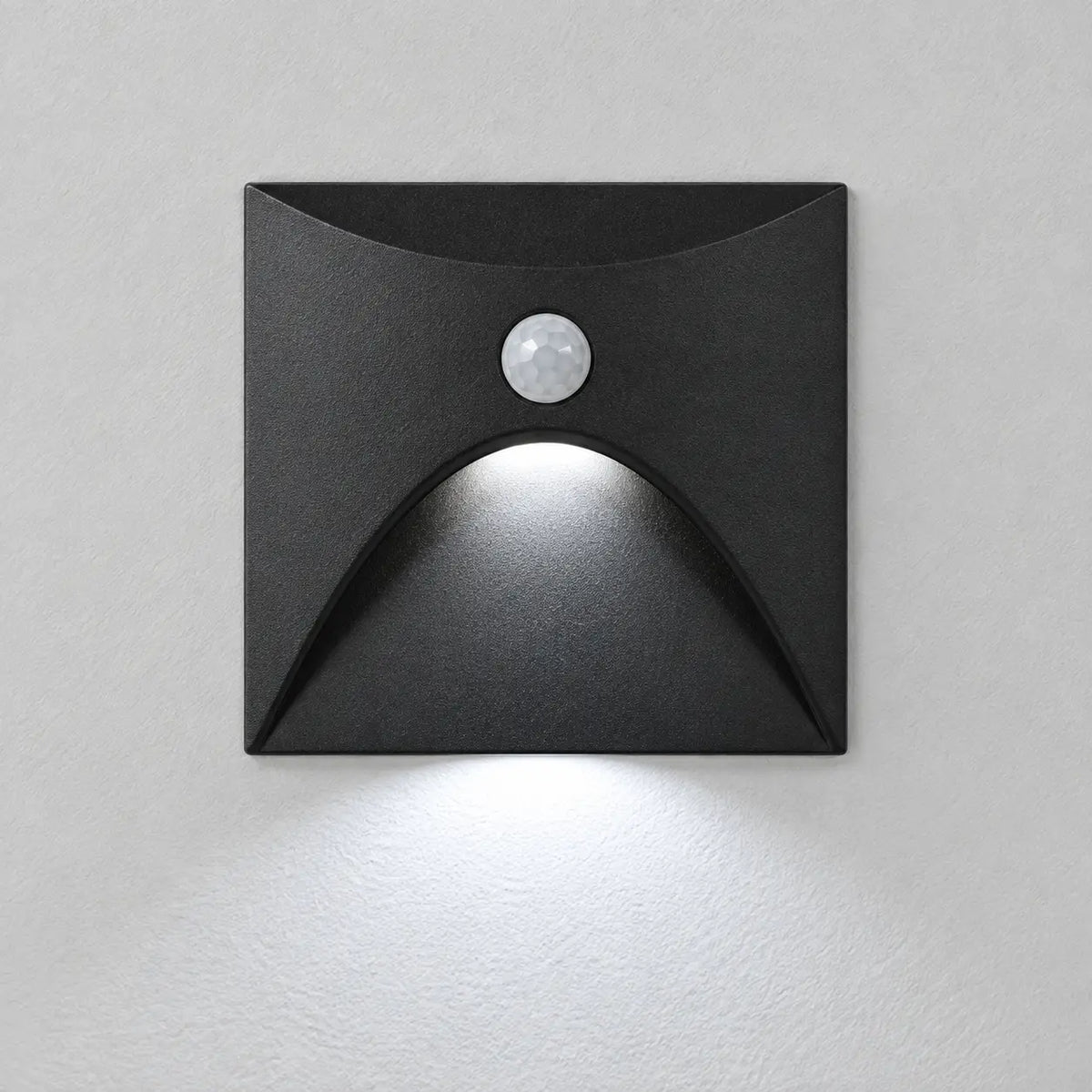 Applique LED d’escalier noire 6000 K – packshot