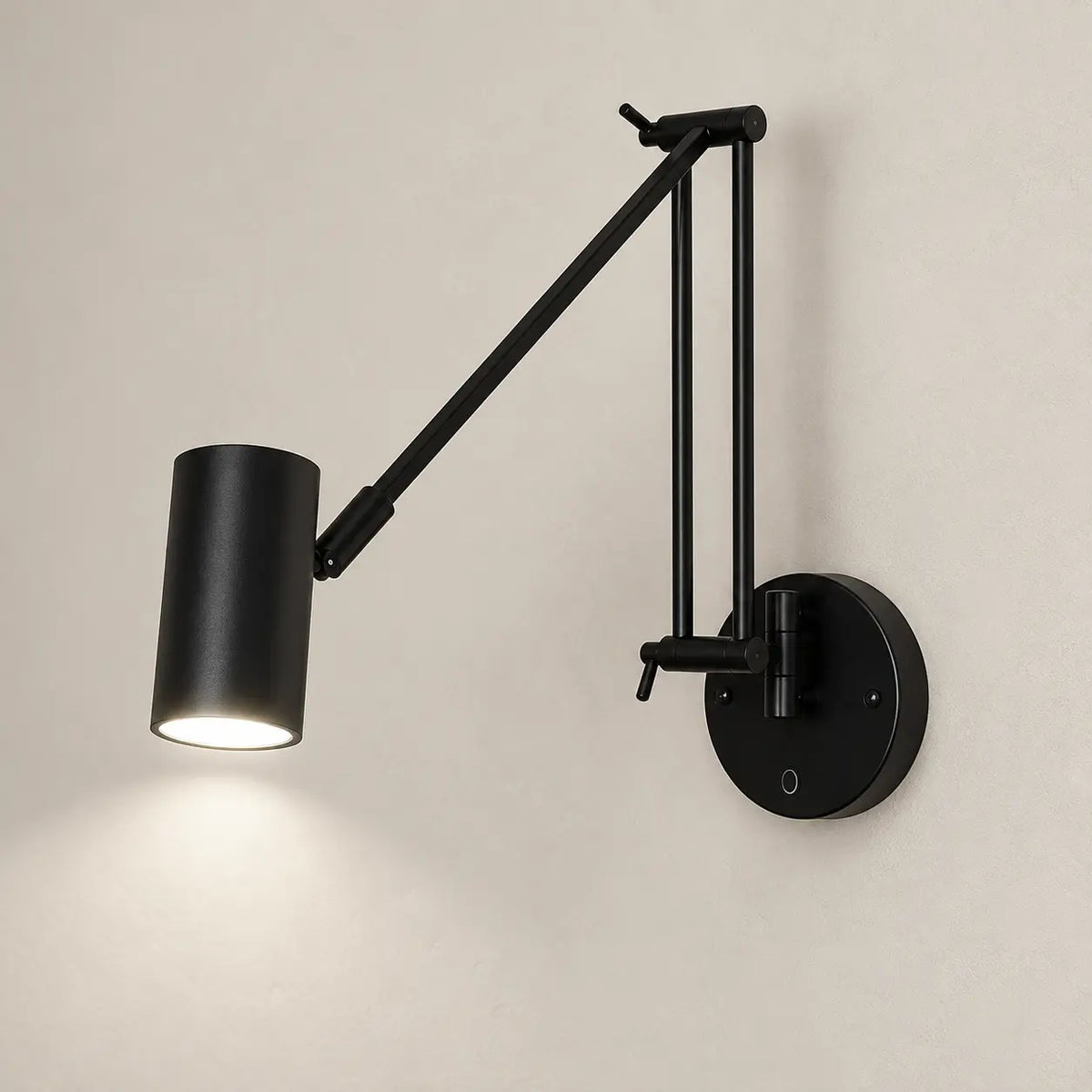 Applique murale orientable avec bouton, lumière froide