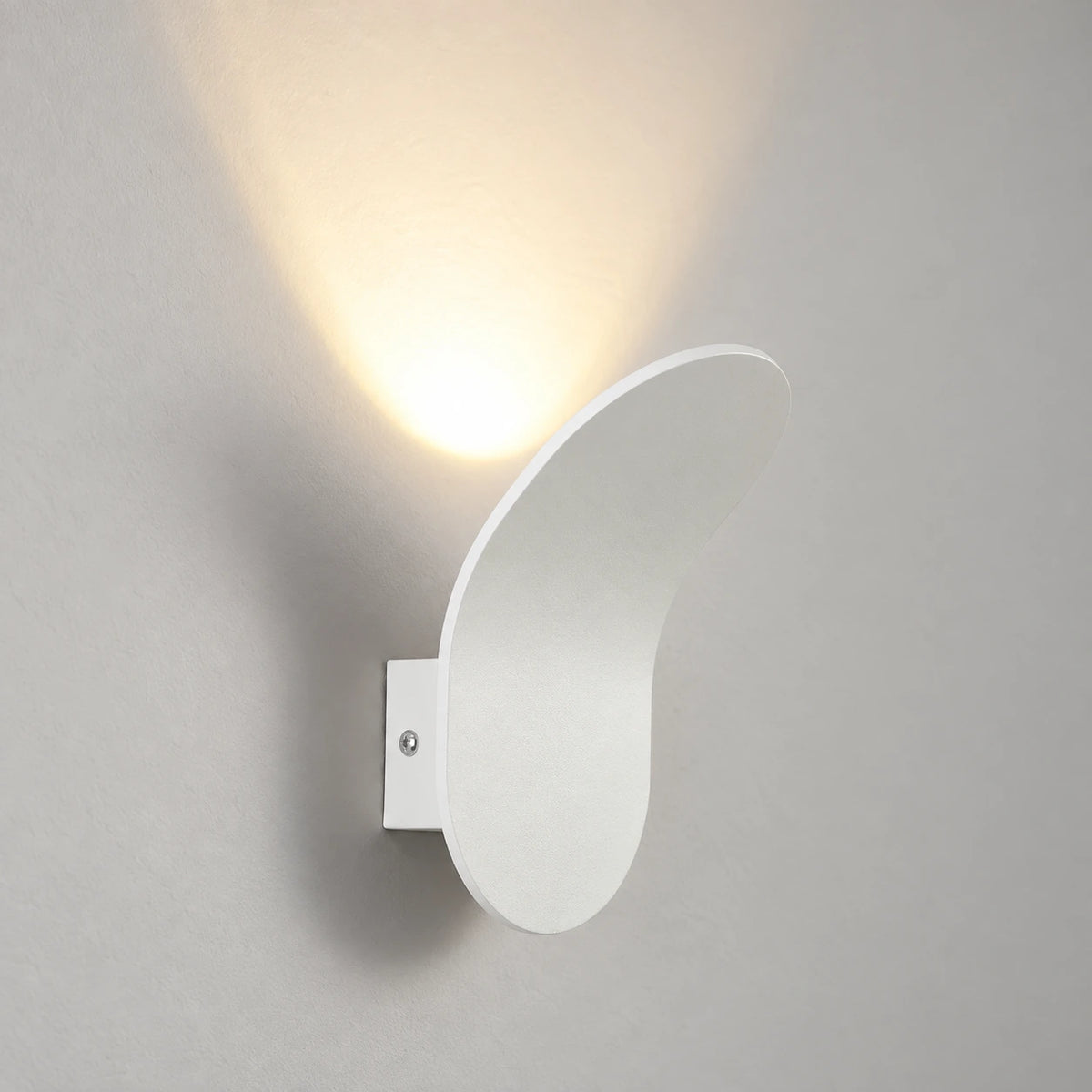 Applique murale spot led blanche, lumière chaude, vue produit